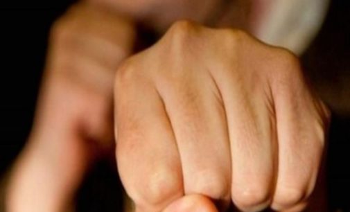 В массовой драке в центре Львова избили двух копов