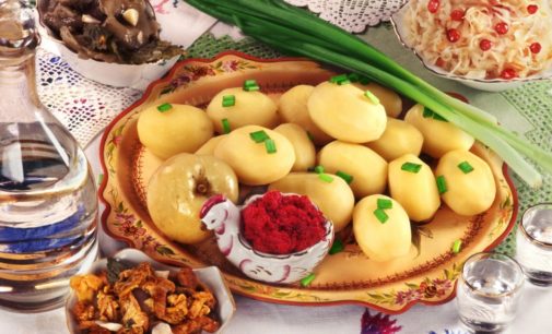 Диетолог: снизить риск переедания можно, окружив себя яркими событиями и впечатлениями