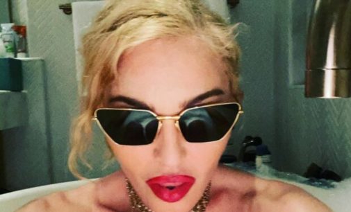 61-летняя Мадонна показала страсть со своим молодым бойфрендом
