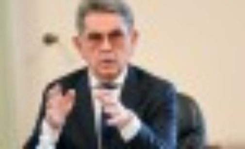 Емец призвал ввести в Украине чрезвычайное положение