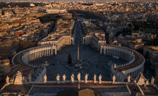 Ватикан отпустил грехи врачам и зараженным вирусом Covid-19