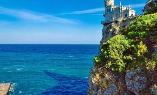 Мужчина приехал из Франции: В Крыму обнаружен коронавирус