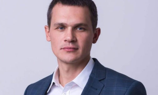 Скандал в сети: Харьковский губернатор Кучер уволил главу облздрава из-за своего же решения