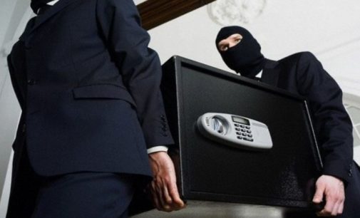 Карантином в Украине воспользовались рейдеры: неизвестные присвоили себе юридическую компанию