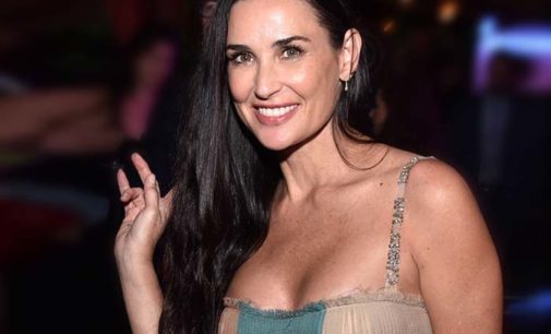 Брэд Питт снова был на свидании с Деми Мур: опубликовано юношеское фото влюбленных актёров