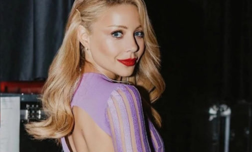 Тина Кароль в Одессе прямо на сцене устроила эротическое шоу