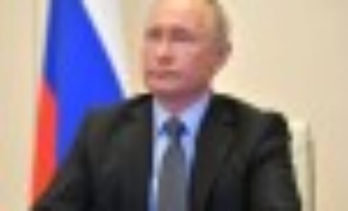 Путин отменил парад на День Победы