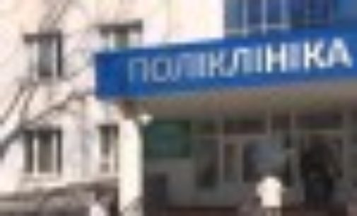 Оксана Марченко и Виктор Медведчук передали помощь медучреждениям Соледара