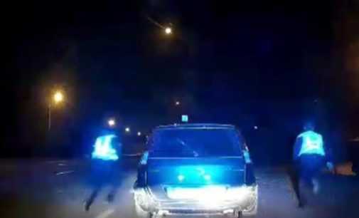 В Киеве пьяный водитель снес ограждение и пытался сбежать от полиции