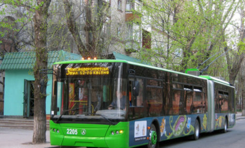 50 масок на маршрут: в Харькове обещают выдавать бесплатные маски в транспорте