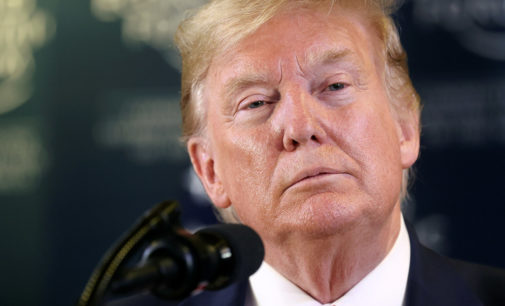 Трамп желает держать Китай в постоянном напряжении – политолог