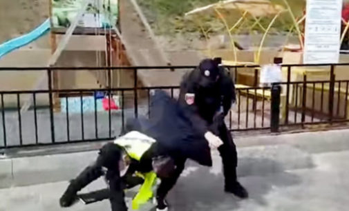 Задержание копами «нарушителя карантина» в Одессе вызвало громкий скандал