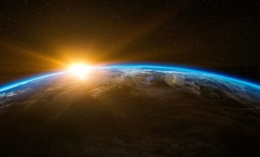 Камера космического корабля запечатлела Землю на пути к Меркурию