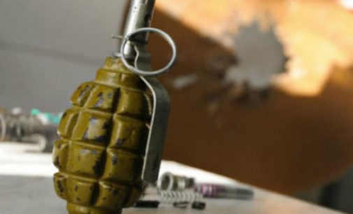 В Запорожской области мужчина принял наркотики и бросил во двор знакомой гранату