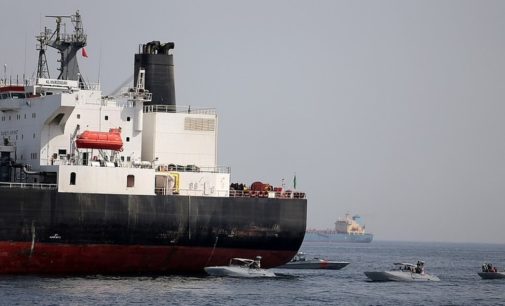 Производители нефтепродуктов заняли все крупные танкеры и теперь фрахтуют средние