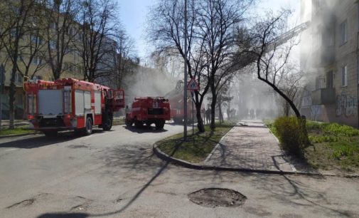 Под Киевом горела квартира в многоэтажном доме