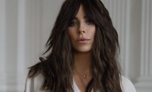 Пчеловод: Ани Лорак нарвалась на критику своих подписчиков