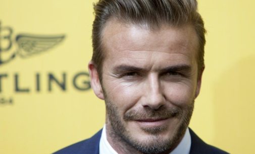 44-летний Дэвид Бекхэм показал, чем занимается в шапке на карантине