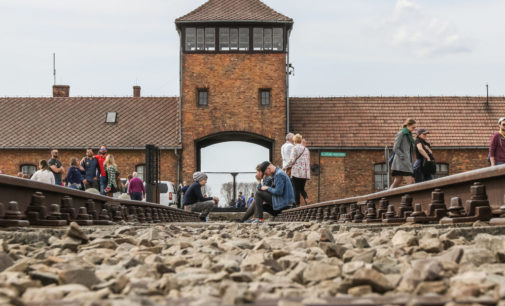 11 апреля — Международный день освобождения узников фашистских концлагерей