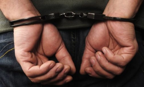 На Сумщине мужчина изнасиловал несовершеннолетнюю падчерицу