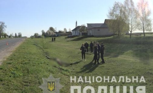 Тело выбросили в кювет: В селе Сумской области нашли труп 41-летнего мужчины