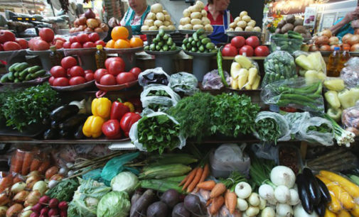 Украинские фермеры на рынках подняли цены на овощи в 2 раза – СМИ