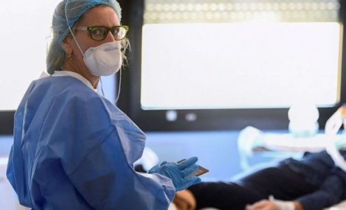 600 тысяч за инвалидность, 1,5 миллиона – за смерть: В Украине приняли закон о страховании для медиков