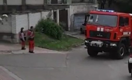 В Голосеево в Киеве в частном секторе горел дом