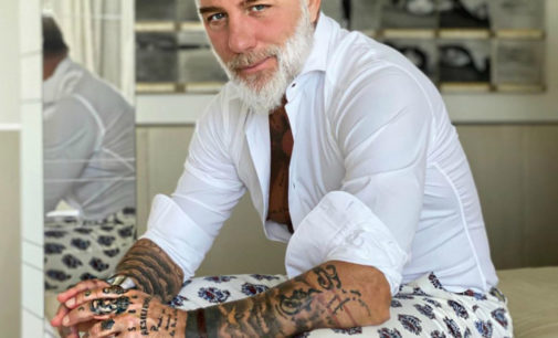 «Танцующий миллионер» впервые станет отцом