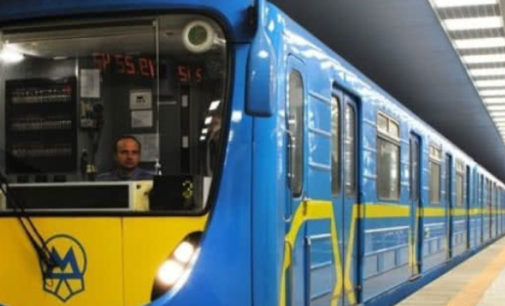 Столичное метро после карантина: в вагоне должно быть не более 100 человек — Госпродпотребслужба