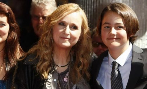 Сын известной американской певицы умер от передозировки наркотиков