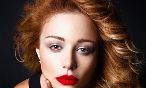 Тина Кароль очаровала поклонников лицом без косметики