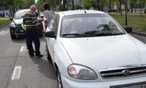 В центре Николаева не поделили дорогу «Форд» и «ЗАЗ»