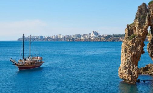 Курорты Турции первыми примут туристов из Китая и Южной Кореи