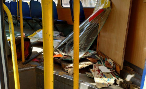 В Одессе произошло ДТП с участием грузовика и трамвая