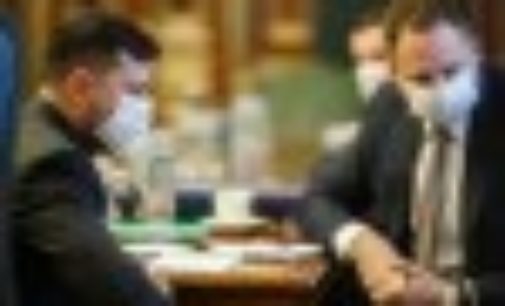 Зеленский: Нужно понять причины роста числа больных коронавирусом