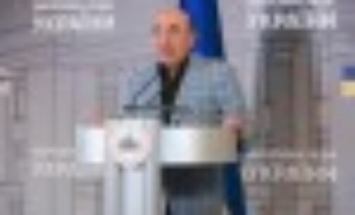 Рабинович заявил о нарушении регламента ВР и просит оградить аппарат от давления из Офиса президента